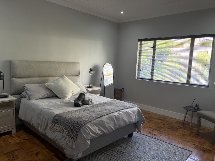To Let 2 Bedroom Property for Rent in Sea Point Western Cape